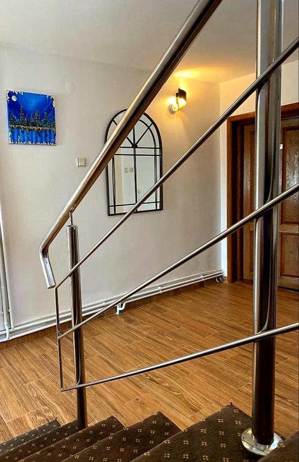 Casa Topazz Târgu Jiu Extérieur photo