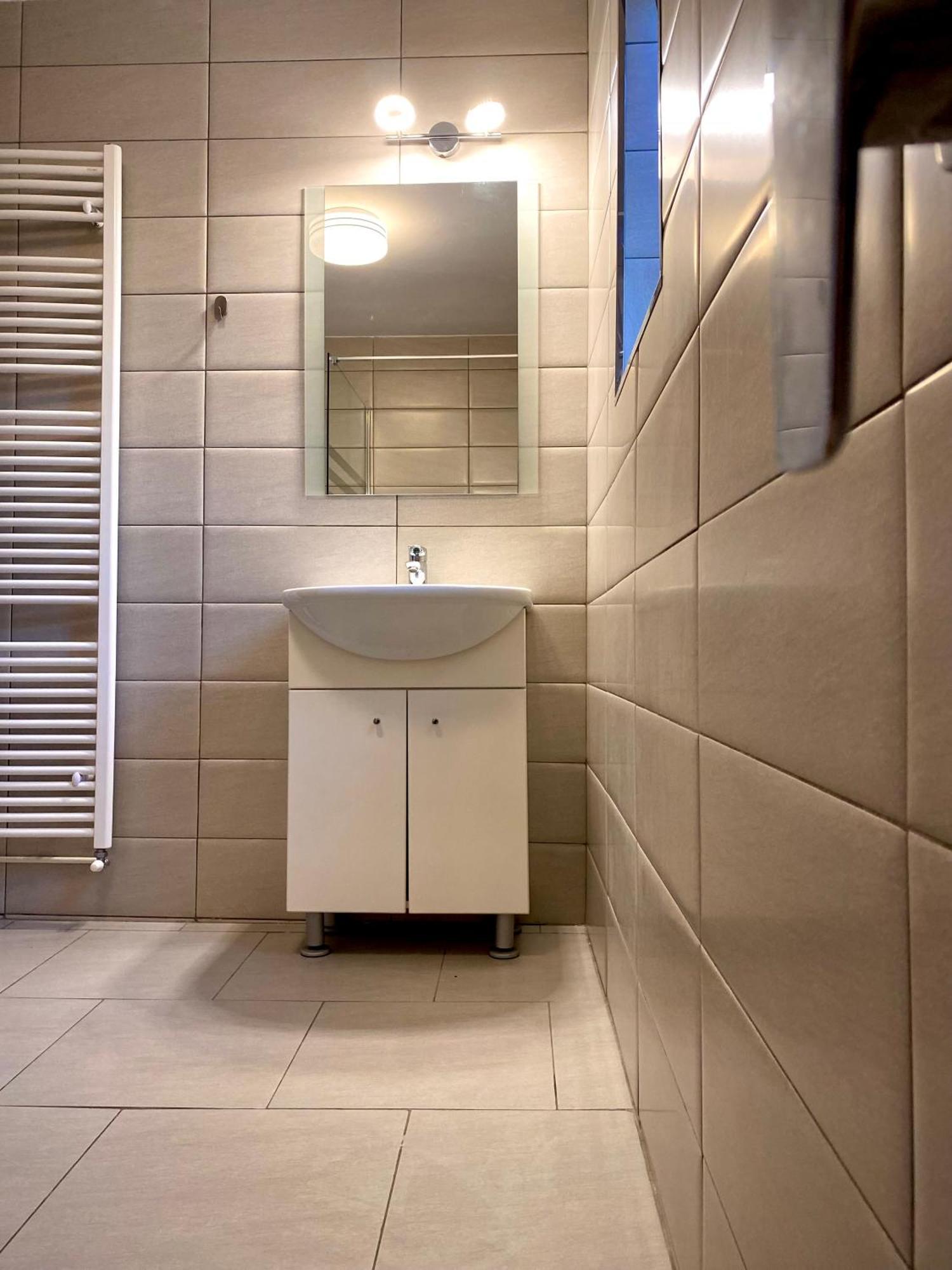 Casa Topazz Târgu Jiu Extérieur photo